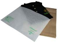 Versandverpackung für Textilien aus 100% Papier - Schutzhülle und Versandtasche Versandverpackung für Textilien aus 100% Papier - Schutzhülle und Versandtasche